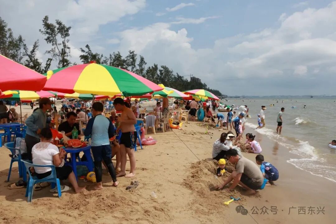 边海游持续升温！东兴旅游市场人气旺